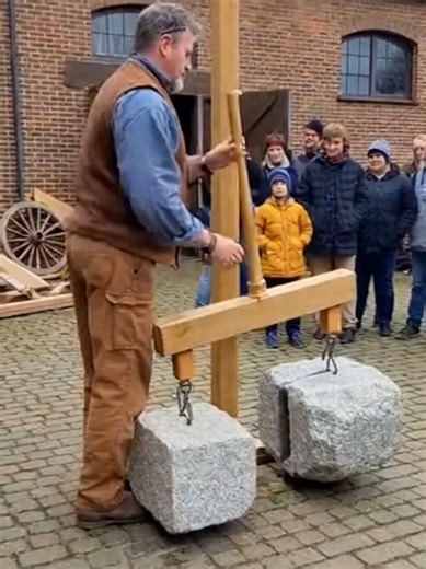 #sora #gooseinajungle #fyp #invention #ai | goose