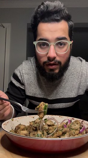 @gauravovereats on Instagram: "Kali Mirch Chicken Tikka Recipe | Homemade Chicken Kali Mirch [Black Pepper Chicken Recipe, Gym Recipes, Quick and Easy Chicken Recipes, Healthy Chicken Tikka, Homemade Black Pepper Chicken, Restaurant Style Black Pepper Chicken] #indianfood #chickentikka #easychickentikka"
