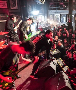 Hollow Crown Concert & Tour History (Updated for 2026) | Concert Archives