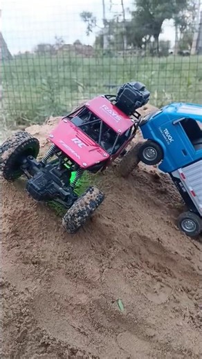 rc car and rc 4x4 rock Crawler Car climbing, stunt and off-roading