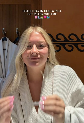 My head is just Nikki saying “let’s go the the beach each let’s go get away” #travel #costarica #playaconchal #fitcheck #grwm