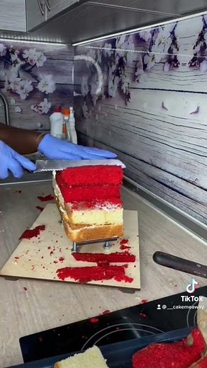 4 steps to carving cakes of any shape