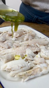 Come cuocere il pesce a vapore https://blog.giallozafferano.it/renatabriano/ricetta-sogliola-al-vapore-condita-con-olio-sale-e-limone/ | La nostra politica in cucina di Renata Briano