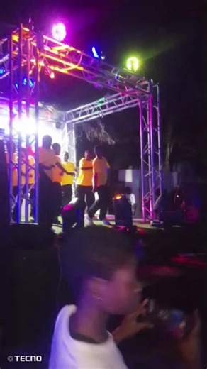 Afro World Dancers (@afroworldacademy)’s videos with original sound - Afro World Dancers