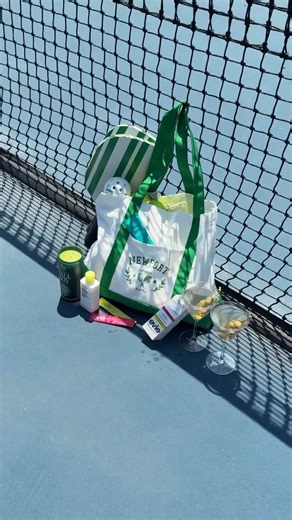 🎾✨ Ready to serve looks and ace your self-care game? Then get ready, because the FabFitFun Tenniscore Drop is here to bring the biggest match of the year straight to your Fall Box! Whether you’re courtside in Queens or streaming from your couch, this lineup is one you won’t want to miss. 🏆🇺🇸 Landing Thursday, 8/21 in the FabFitFun Fall Box — join and pack your box with some (or all!) of these products from top brands alongside all of the other amazing products in our fall assortment: • Beach