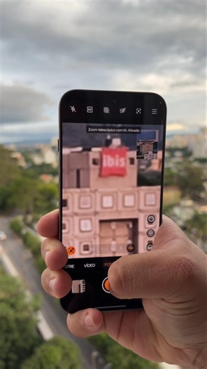 O ZOOM DO OPPO FIND X9 PRO