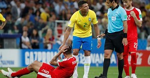 Árbitro que apita estreia do Brasil traz boas recordações; relembre