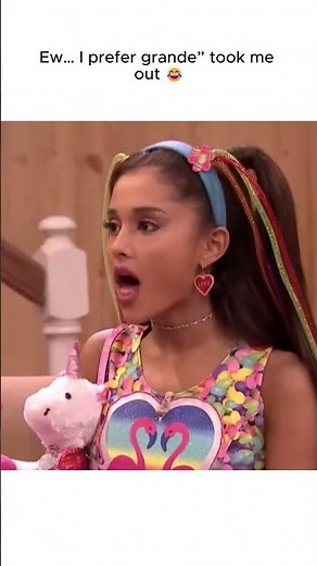 Ariana Grande saying “ew” in every possible way 😹