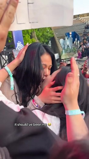 BIBI Fan Kiss at HITC Event