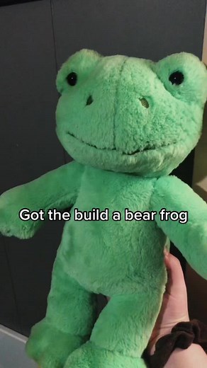 DIY Build-A-Bear Frog Cardigan Tutorial