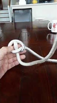 Easiest way to make a soft shackle knot.