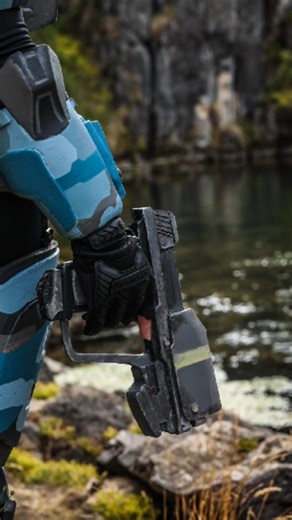 lilith on Instagram: "Halo Magnum Prop Quick Tutorial - using Andrew DFT pattern on YouTube Materials - Foam Board, 5mm eva foam and craft foam. It was a bit rushed but I'm still very happy with it !! Extra details Used a heated wire foam cutter. Very lightly heat sealed the foam Primer - acrylic black - paint (use atless 3 different colours) - highlight with white or sliver - black wash #odstcosplay #halomagnum #haloprop #haloweapons #halocosplay"