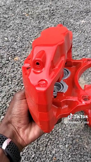 Calipers powder coating. We give you the best finishes for stunning looks. Imagine hii vile inaeza kua inapop kwa wheels zako. We give you a cover that will last you longer than paint. #powdercoating #calipers