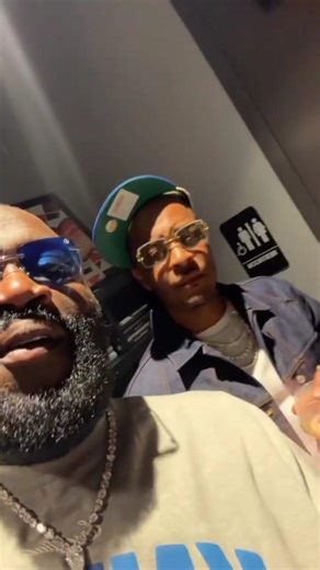 TI AND RICK ROSS AT A COMEDY SHOW...