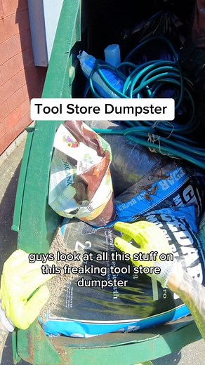 1.7K views · 1.7K reactions | This tool store throws everything away in the trash!! #dumpsterdiving #tools #tool #free #reels | Dumpster Dive King | Facebook
