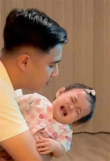 Kejadian Lucu Ayah Kunci Clara karena Tidak Diam