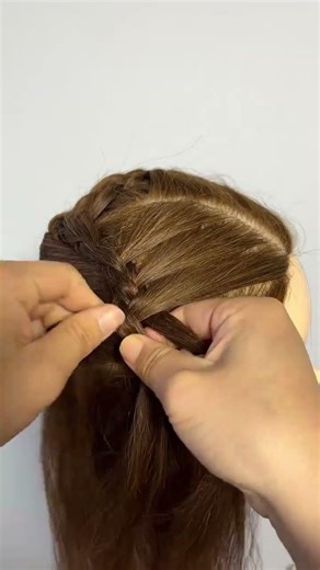 Elegant Shoulder Hair Braids: Easy DIY for Stylish Looks