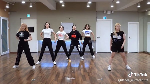 Lapillus - GRATΑΤΑ mirrored #Lapillus #GRATΑΤΑ #Lapillus_GRATΑΤΑ #DancePractice #DanceTutorial #NewMusic #추천