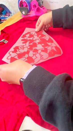 The way puff HTV should look! It’s not supposed to look like brains! #cricut