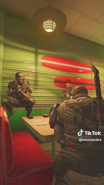 Sledge catches his wife cheating @jc👊⚽ @Bear.to.real #siege #cheating #viral #fyp #trending