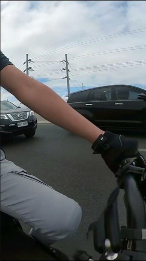 Honda Zoomer e "Effortless Ascend: Testing an Ebike on a Flyover"