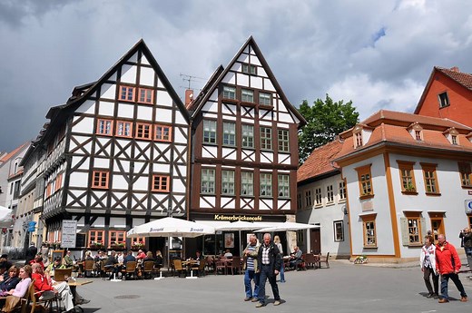 Martin Luther went to law school in Erfurt, Germany, and today, this half-timbered medieval town remains a charming destination that Luther himself would recognize. This is the land of fairy tales and the Brothers Grimm, fine woodcarvers, fanciful puppets — and this year's 500th anniversary of the Protestant Reformation. Follow the footsteps of Martin Luther on Day 10 of the Rick Steves Best of Germany in 13 Days Tour: https://www.ricksteves.com/tours/germany-austria-switzerland/germany-tour | R
