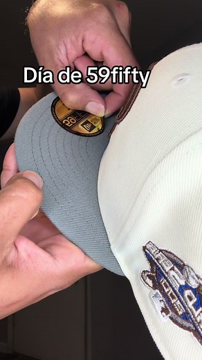 Dia de 59fifty 🫨 #newera #neweracap #fittedhats #59fifty #fittedcap #hatclub #hatclubnoho #neweramexico #mexicobaseball #neweramexicocap #mlb #mex #gorras #hats #worldseries