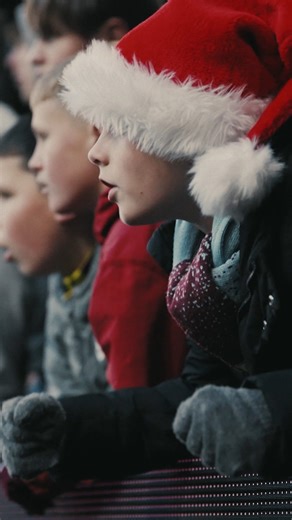 Arena Sport TV on Instagram: "🎅 Počinje praznični program Premijer lige i verovatno najlepši deo sezone! Evo šta nas danas očekuje na Areni Sport: ⏰ 13:30h 🆚 Njukasl - Čelsi 📺 Arena Premium 2 ⏰ 16:00h 🆚 Mančester Siti - Vest Hem 📺 Arena Premium 2 🆚 Braјton - Sanderlend 📺 Arena Premium 3 🆚 Bornmut - Barnli 📺 Arena Premium 4 🆚 Vulverhempton - Brentford 📺 Arena Sport 1 🎥 Multiprenos 📺 Arena Sport 1x2 ⏰ 18:30h 🆚 Totenhem - Liverpul 📺 Arena Premium 2 ⏰ 21:00h 🆚 Everton - Arsenal 📺 Ar