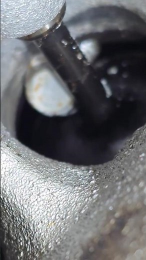 3.6L Jeep Wrangler Tick & No Start… Found a Bolt Holding the Intake Valve Open!