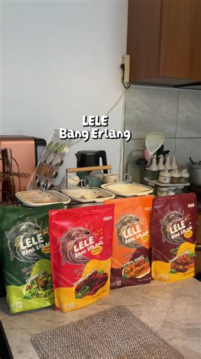 selalu nyetok @Lele Nya Bang Erlang karena ini enak bgtt apalagi bumbunya yang banyak varian gabikin bosen selain itu ini praktis & simple banget, gausah ribet masak #nodramaantiribet #lelenyabangerlang #makananolahan #makanansiapsaji