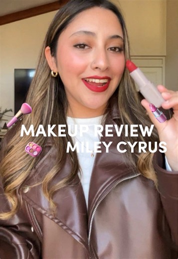 Labial Maybelline x Miley Cyrus tono 004 — reseña y prueba de duración
