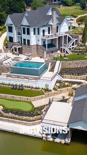 148K views · 2.3K reactions | Lakefront Mansion with Boathouse in Tennessee! | Mansions of USA | Facebook