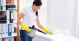 Watch Handheld Steam Cleaner EASC18 on Amazon Live