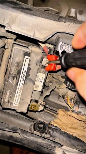 How to remove r15 v4 Battery #motorcycle #shortsvideo #shorts #r15m #r15 #r15v4 #yamahar15