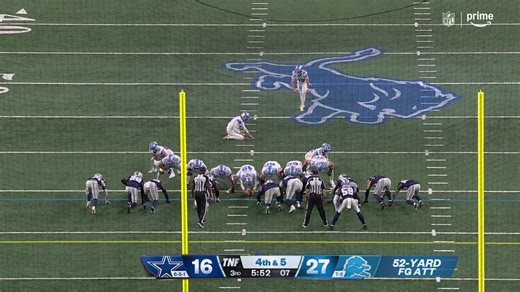 Sam Williams gets a hand on Bates' 52-yard attempt to squander Lions chance to add three