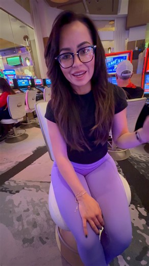 Let’s make some Lightning Cash!! | Mama Cip Slots