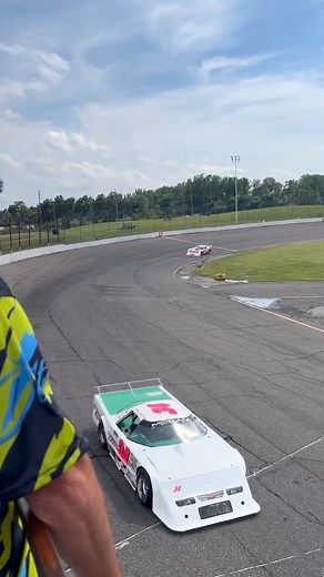 SOUND ON: Rob Randa gets a little loose during Moran Chevrolet Outlaw Super Late Model Practice | Toledo Speedway
