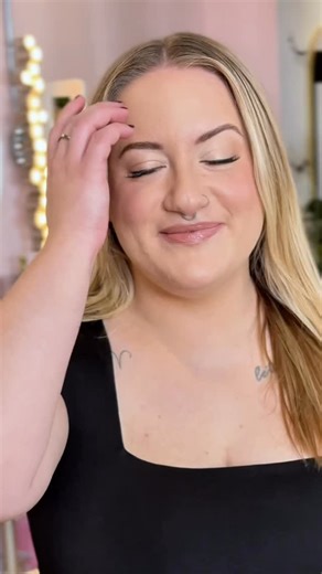 Amy Campbell | Regina Makeup & Brow Artist on Instagram: "Soft glam on a fellow artist @divineflamebeauty_ Complexion @yslbeauty All Hours foundation @tower28beauty Hydrating Serum Concealer @hudabeauty Easy Bake Loose Powder @charlottetilbury Airbrush Flawless Finish @maccosmeticscanada Studio Fix Powder foundation Eyes @diorbeauty Backstage Glow Maximizer @makeupbymario Master Mattes Neutral @makeupforever Artist Color Pencil Limitless Face @rhode Toasted Teddy @charlottetilbury Cream bronzer 