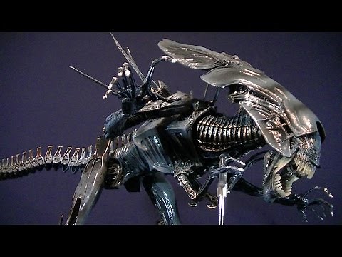 NECA ALIENS ALIEN QUEEN DELUXE LARGE ACTION FIGURE REVIEW