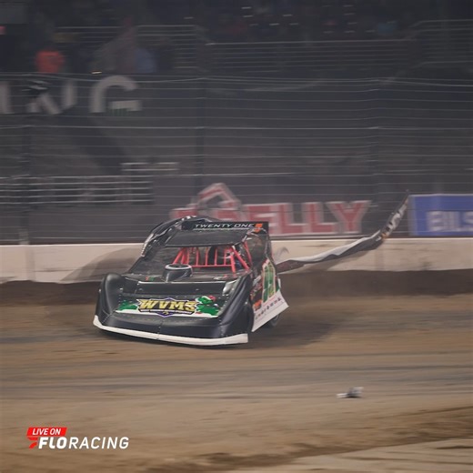 FloRacing on Instagram: "Free banner rides during qualifying at the dome 😅 #GatewayDirt"