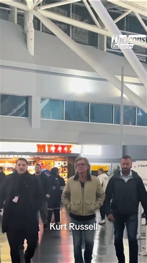 Kurt Russell With His Crew At The Airport #kurtrussell