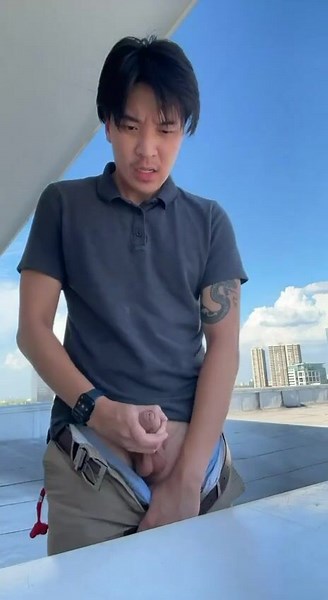 Hot Asian dude jerks off and cum