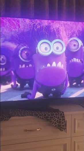 Minions purple scream
