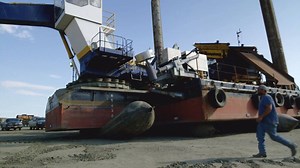 This captain is not afraid of a little competition. A new season of Gold Divers starts tonight and we cannot wait for the chaos! | Discovery Channel UK
