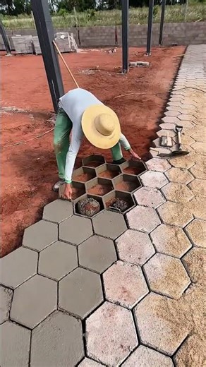 Rapid On-Site Paving Block Installation: Innovative Hexagonal Molding Process