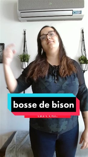 petit exercice pour ton cou et ta bosse de bison 💥#bossedebison #courbure #cou #exercice #posturecheck #chiropraticien #montreal #conseilssante