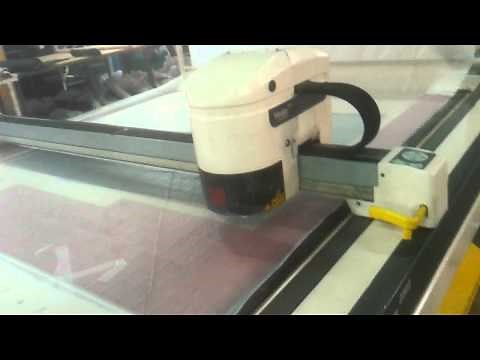 LECTRA Vector 2500 V3 Automated cutting machine