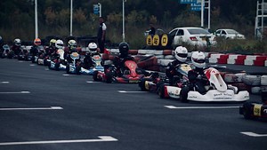 OTW车队 一场超级4冲会赛R1 经过激烈的角逐 最终 张世鑫 何家成 周强获得了冠亚季军