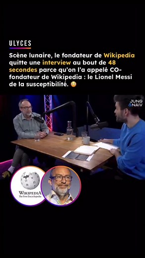 😳 Une interview avec Jimmy Wales, co-fondateur de Wikipédia, a dégénéré lorsqu’un journaliste allemand, Tilo Jung, lui a demandé s’il était le fondateur ou le co-fondateur de l’encyclopédie en ligne. Dès la première question, Jimmy Wales s’est irrité, estimant qu’il s’agissait de « la question la plus stupide du monde » et répétant à plusieurs reprises que cela « n’avait aucune importance ». Quand Jung a insisté pour connaître la différence, Wales s’est brusquement levé, a pris son téléphone et
