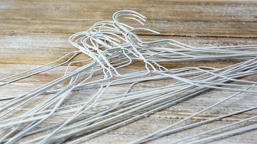 12 Smart Ways To Use Old Hangers Around The House Instead Of Tossing Them - Hunker